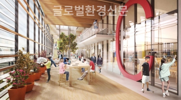 복도 곳곳에 테이블이 있어 대화도 하고 책도 보고